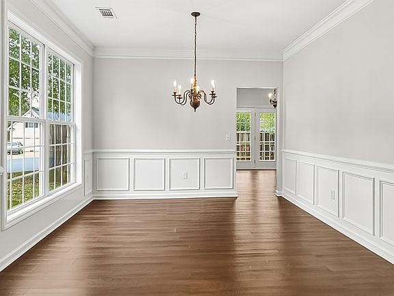 4th image of 760 Terrace Creek Dr
