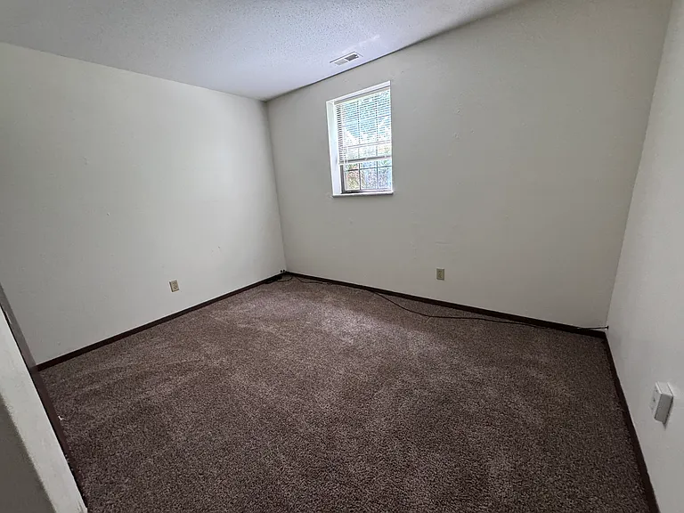3353 W Laskey Rd #16 — Photo 6