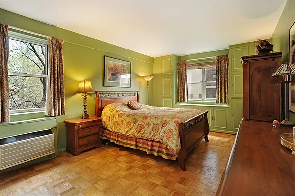 Sold by Corcoran | media 12