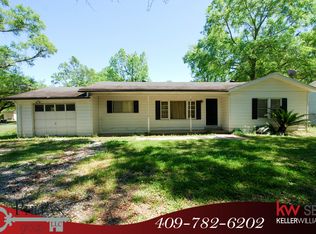 1110 Marshall Ln, Silsbee, TX 77656