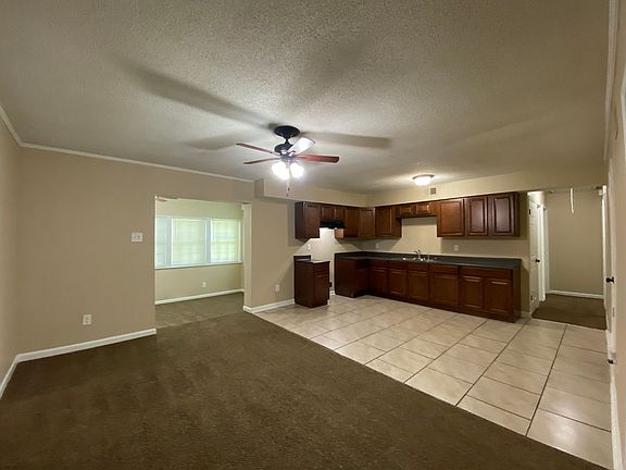 2nd image of 490 Ferncliff Cv