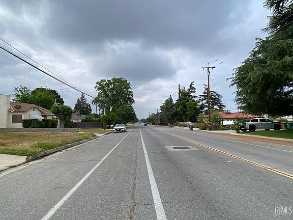 3rd image of 3025 Alta Vista Dr