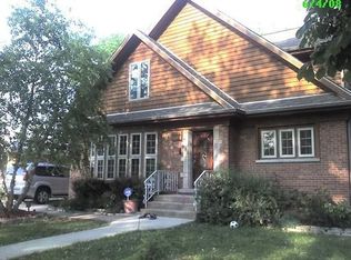 817 Wilkinson Pkwy, Park Ridge, IL 60068