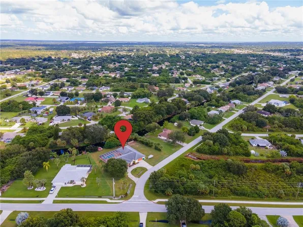 6188 Rosewood Dr, Englewood, FL 34224