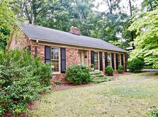 525 McAlway Rd, Charlotte, NC 28211