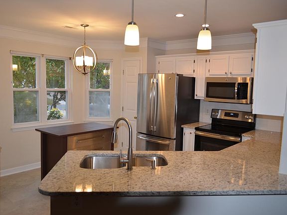 Kitchen with breakfast nook
