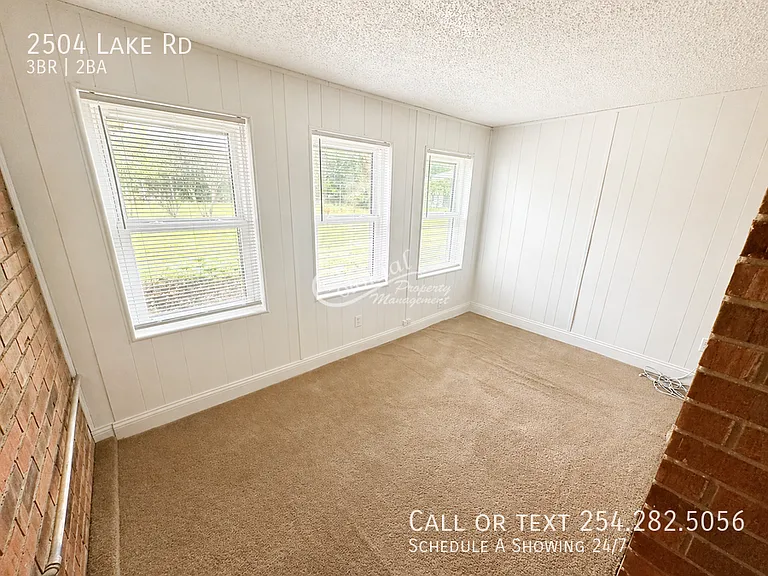 2504 Lake Rd — Photo 12