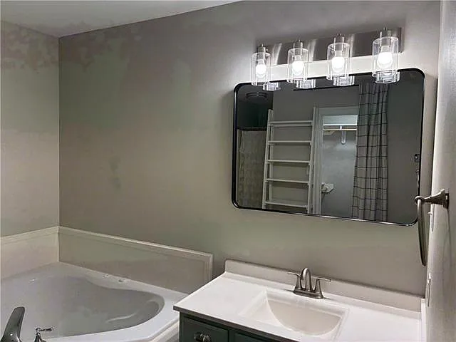 105 S Gate Dr — Photo 12