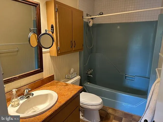 115 Fieldstone Rd — Photo 10