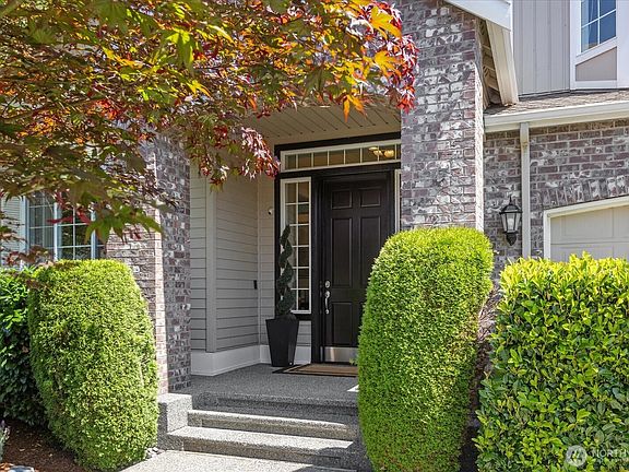 2nd image of 20905 37th Avenue SE