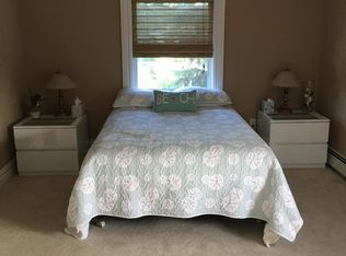 323 Edelweiss Rd, West Islip, NY 11795