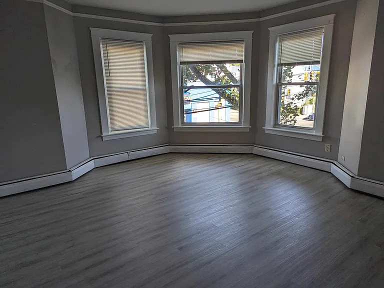 101 Mechanic St #2R — Photo 1