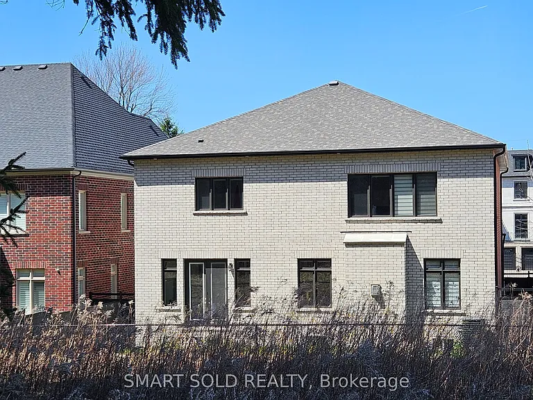 147 Hillsview Dr — Photo 30