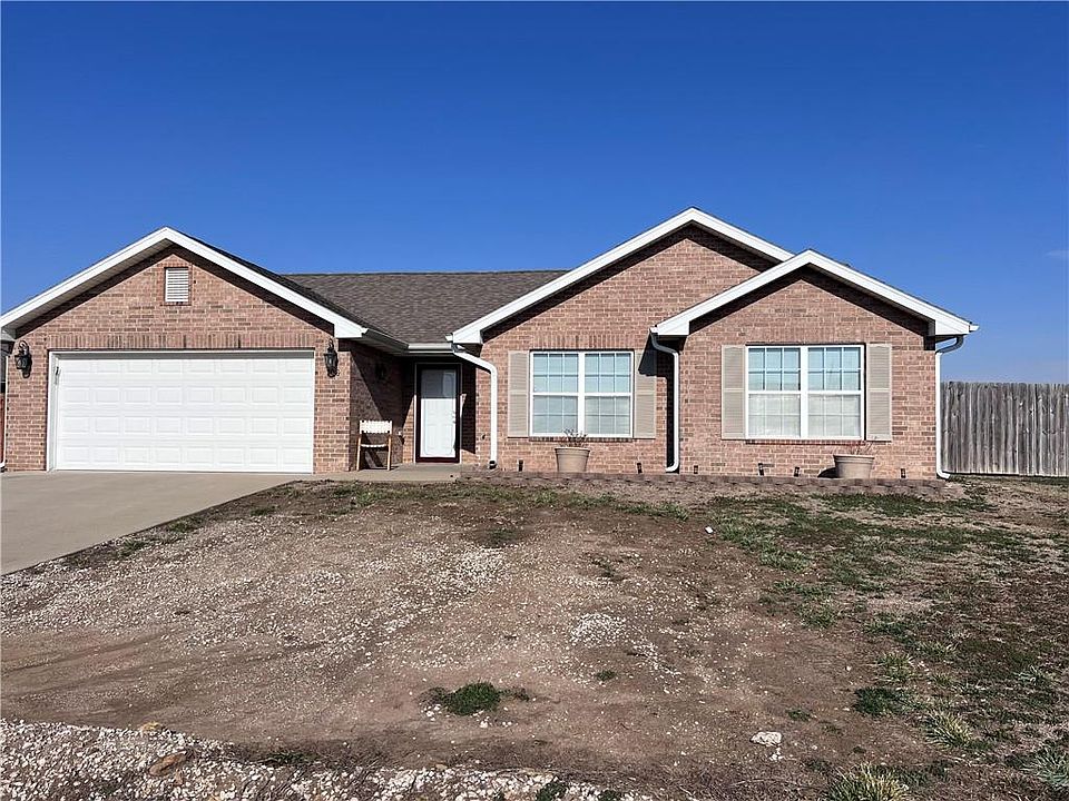 1st image of 706 Landon Dr