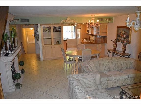 4th image of 361 W Park Dr #0