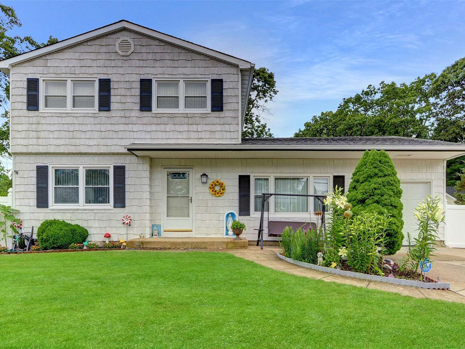 275 Elizabeth Avenue, Holbrook, NY 11741 Zillow