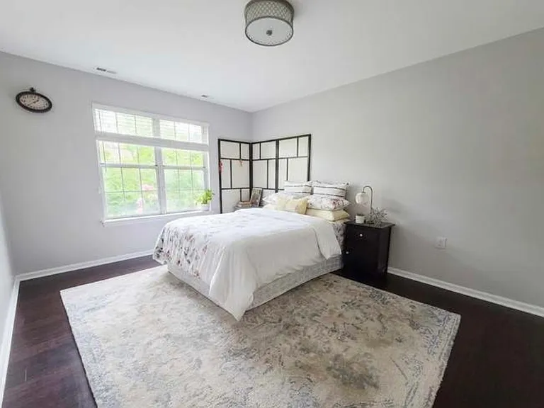 9914 Grapewood Ct — Photo 6