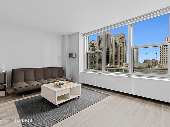 4th image of 777 N Michigan Ave APT 2803