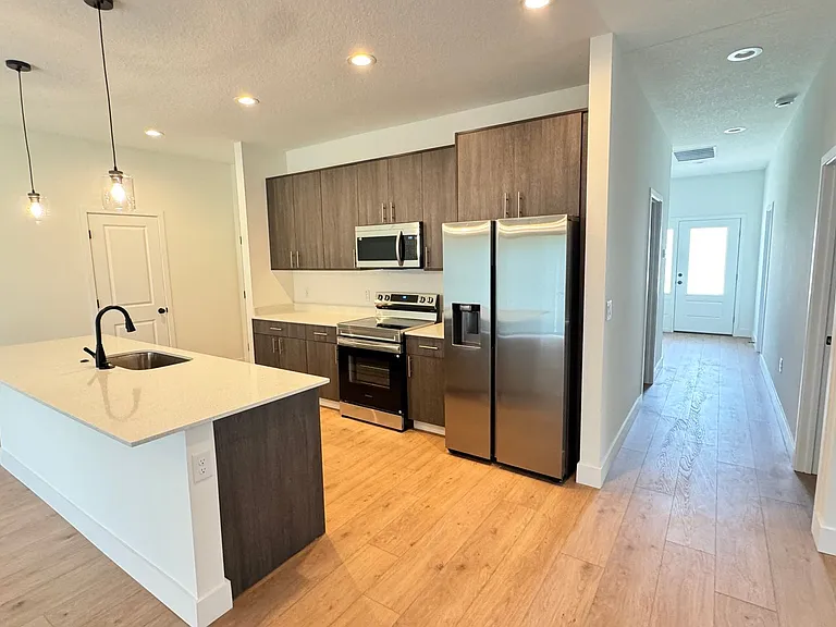 430 Wellwood St SW — Photo 20