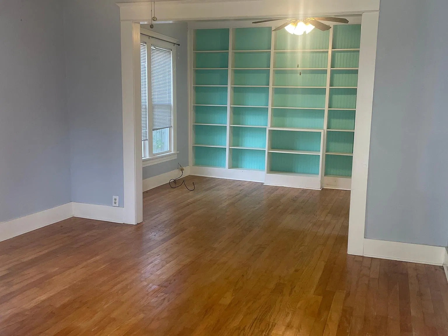 3 bed, 1.5 bath, 1168 sqft, $1,400 — Photo 3
