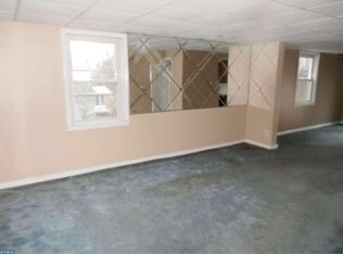 417 S 2nd St, Darby, PA 19023