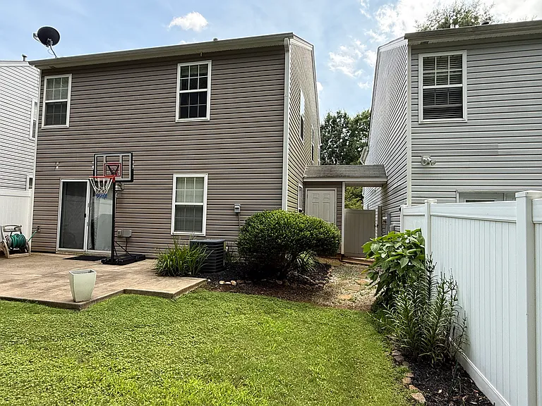 5615 Mountain Top Pl — Photo 19