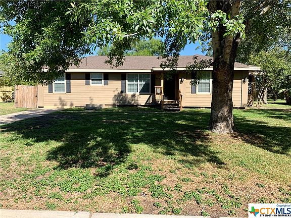 4th image of 908 E Rosebud Ave