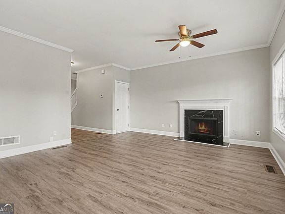 5th image of 3691 Sapphire Ct