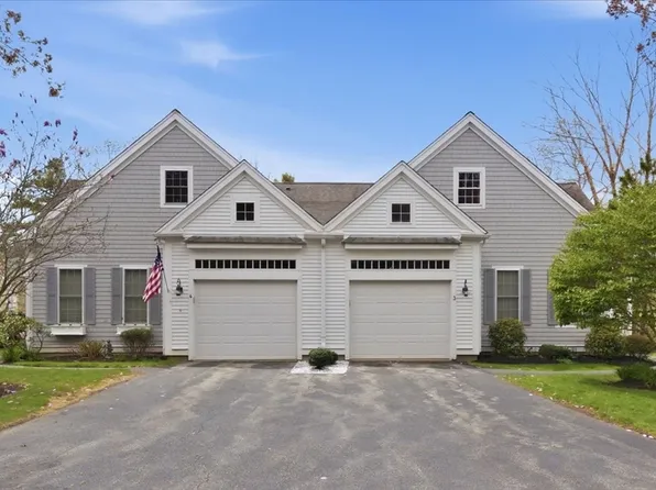 3 Periwinkle Ct Unit 3, Buzzards Bay, MA 02532