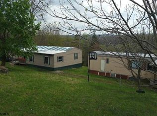 654 Ours Mill Rd, French Creek, WV 26218