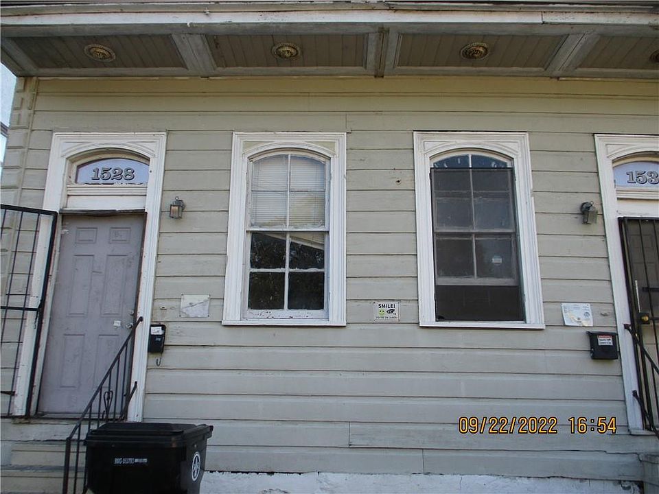 1st image of 1528-30 Painters St