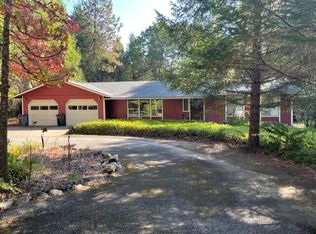 421 Norwood Ln, Grants Pass, OR 97527