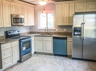 3221 Brightwood Dr, Saint Charles, MO 63303