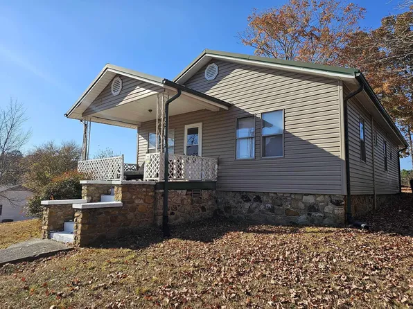 621 Woodlawn Ave, Newport, TN 37821