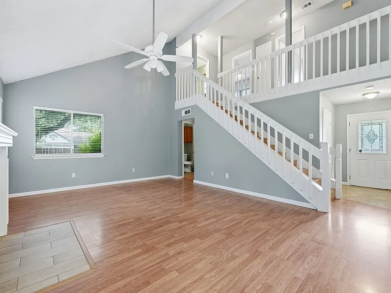6300 Evangeline Trl — Photo 9