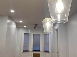 418 63rd St #3F, Brooklyn, NY 11220