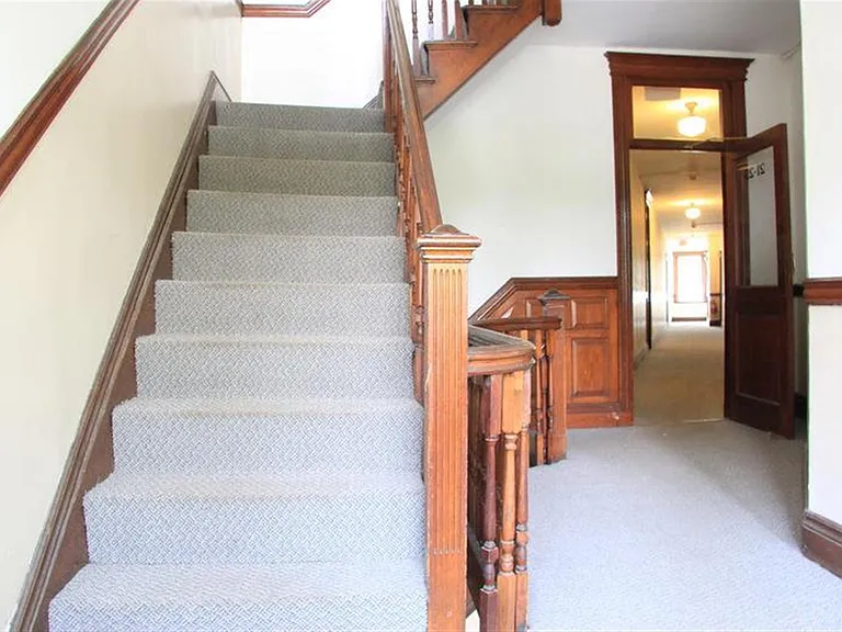 74 Kirkland St #22 — Photo 9