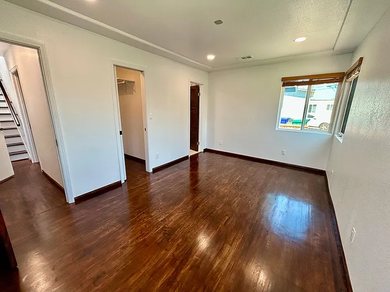 5051 Del Monte Ave — Photo 12