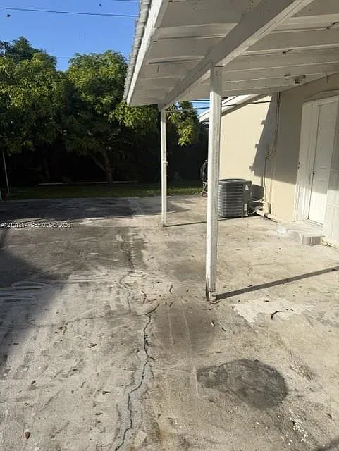 Fairway Plaza — Photo 4
