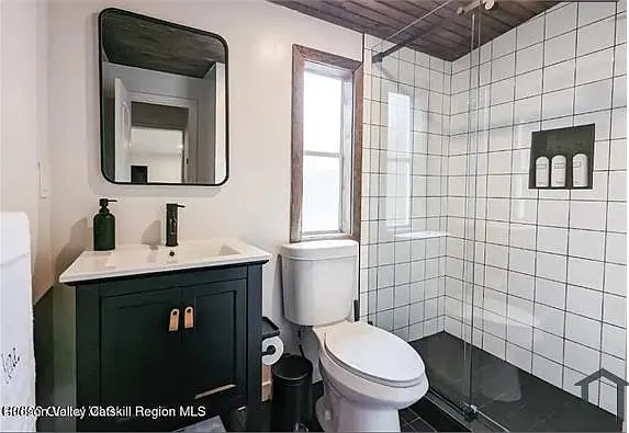 2 bed, 1196 sqft, $2,834 — Photo 2