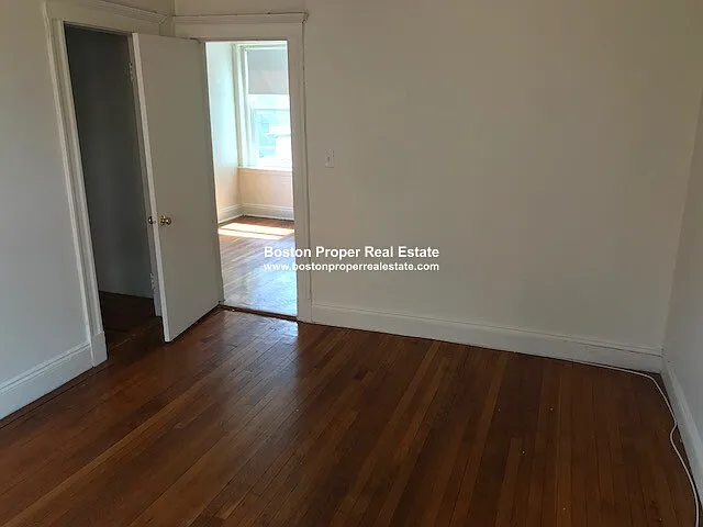1109 Boylston St #6 — Photo 8