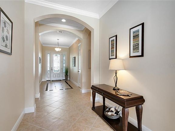 2nd image of 1241 Radiant St