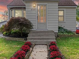 4369 Richalva Ct, Waterford, MI 48329