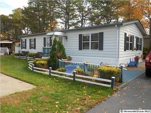 2nd image of 92 Eagle Dr