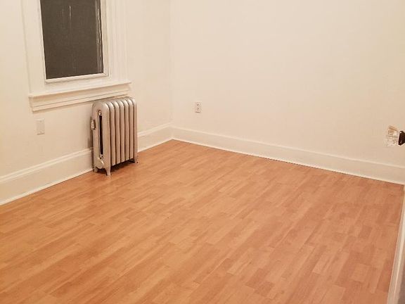 3rd image of 75-34 Metropolitan Ave Floor 2