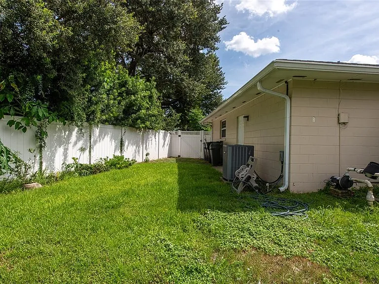 3175 Lake Anderson Ave — Photo 32