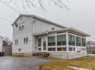 1421 Elton Ave, Schenectady, NY 12309