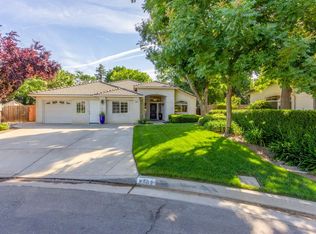 8692 N Sierra Vista Ave, Fresno, CA 93720