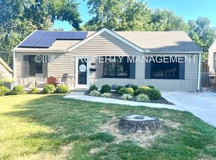 7812 W 59th Ter, Overland Park, KS 66202