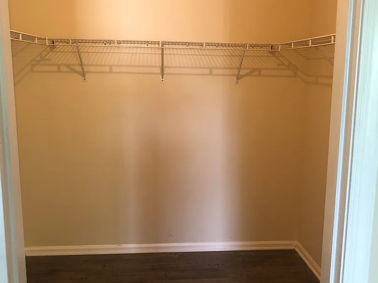 514 Tivoli Ct — Photo 13
